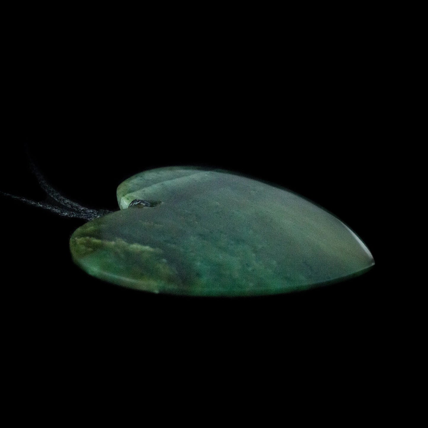 Ngākau Kawakawa Pounamu Pendant