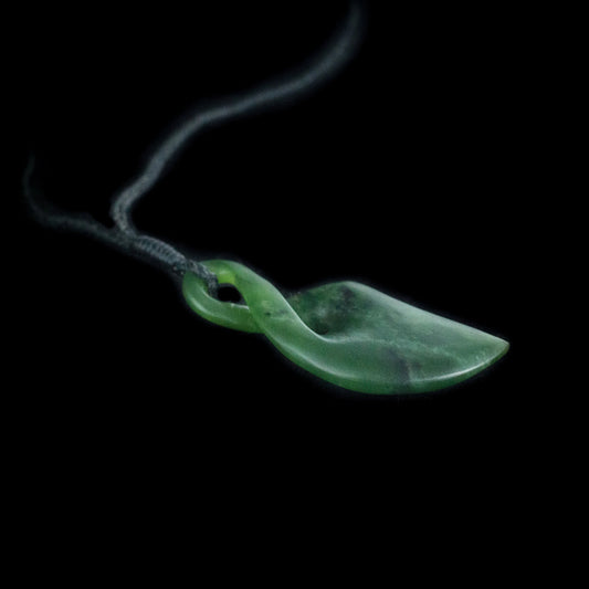 Kawakawa Pounamu Pikorua Pendant