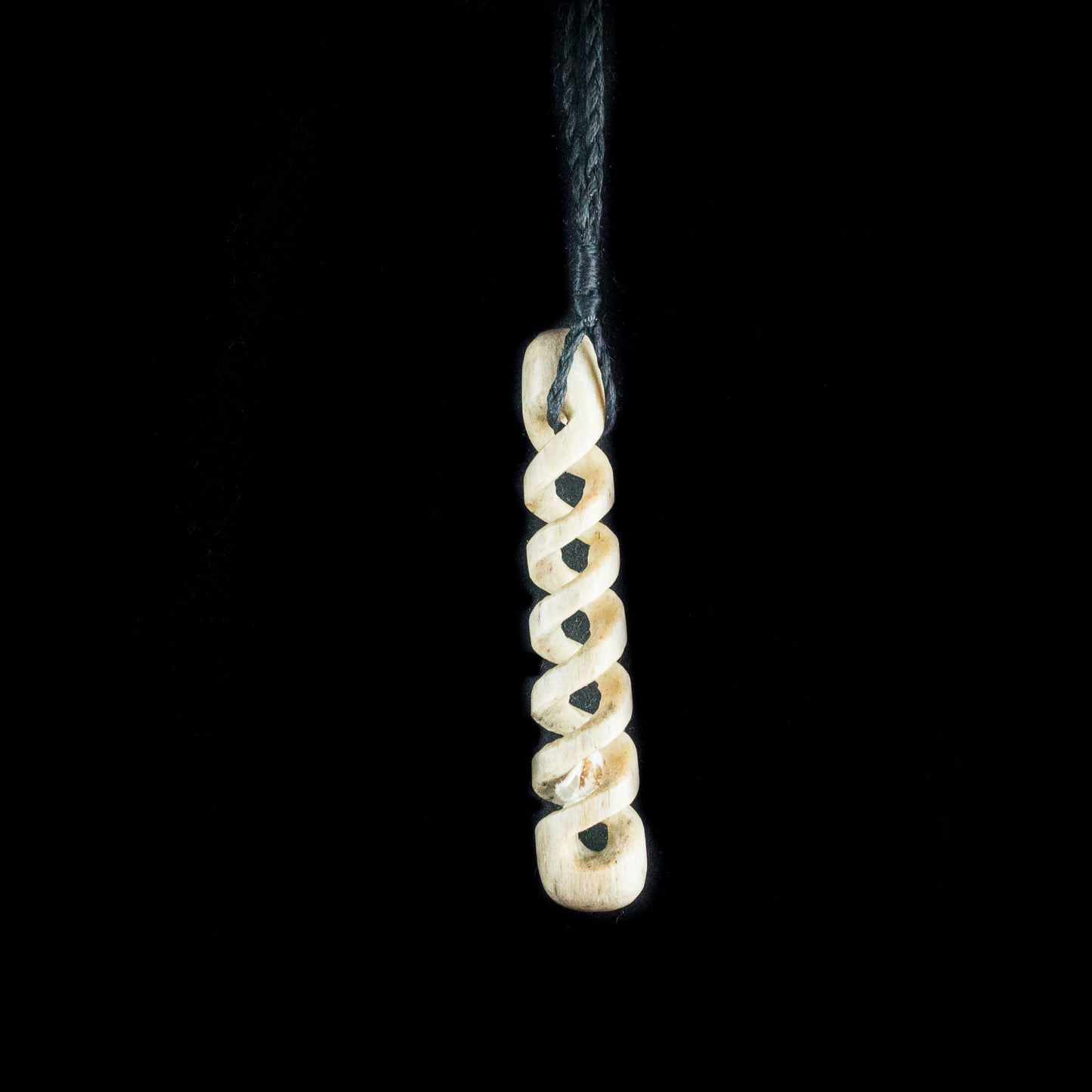 Pikorua – Whale Bone Twist Pendant