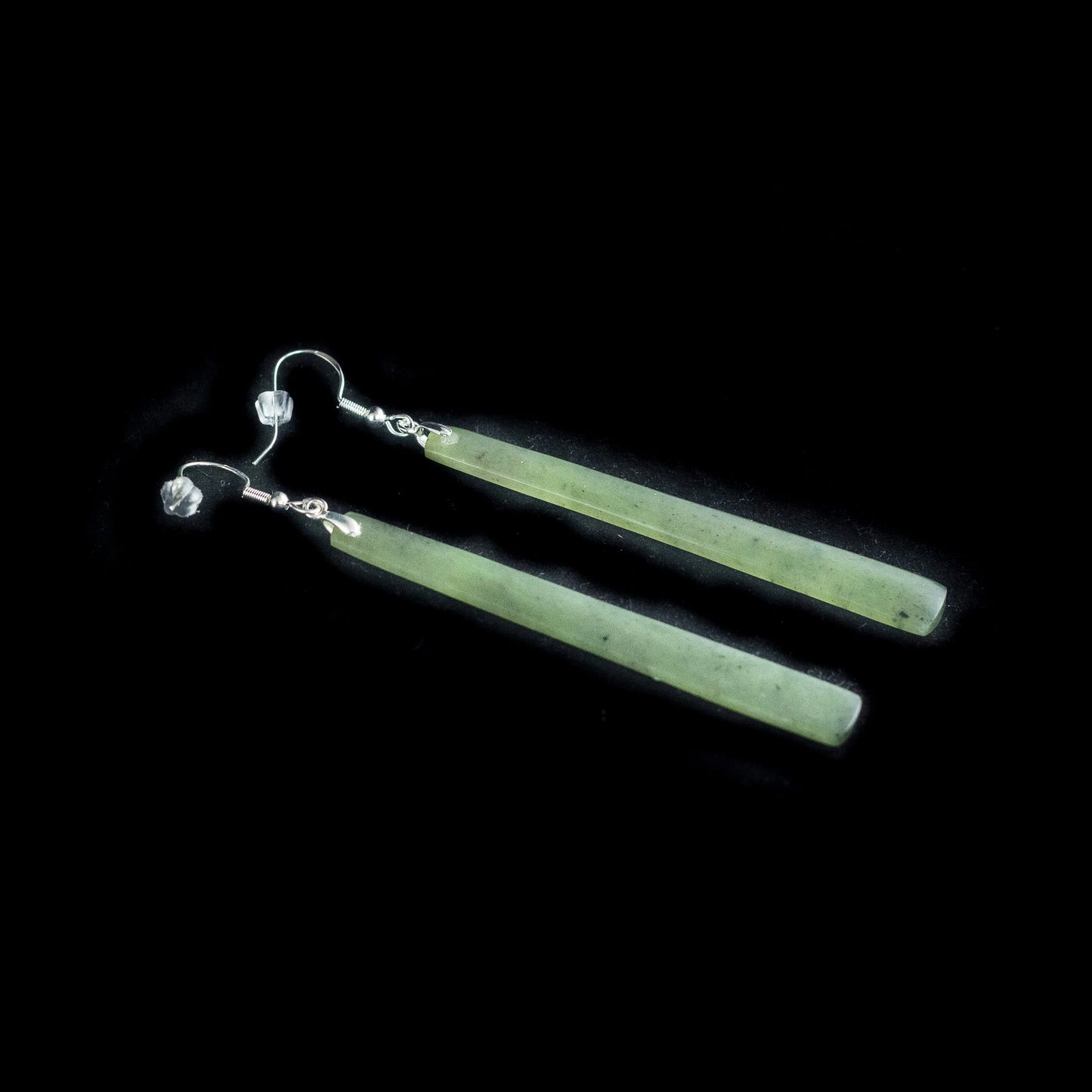 Kōkopu Pounamu Long Drop Earrings – Sterling Silver